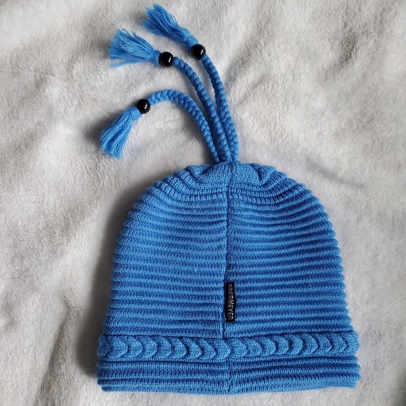 Obermeyer Accessories - Obermeyer Knit Beanie Blue Wool Blend Women's Braid Tassels Fleece Lined Hat